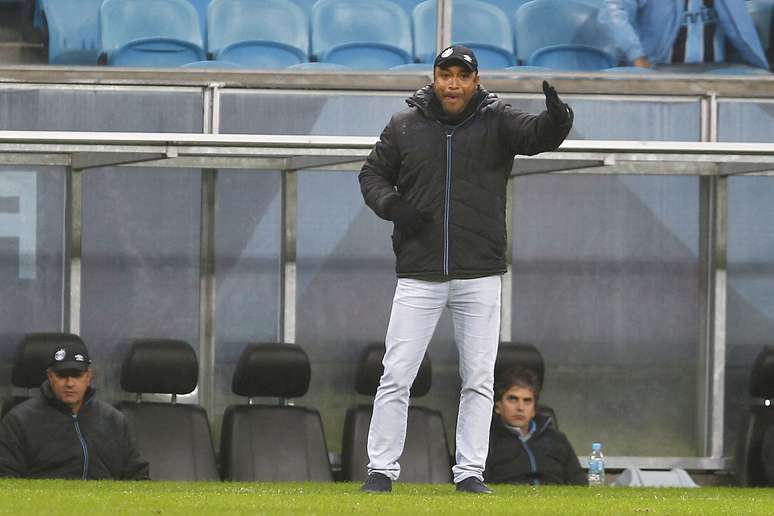 Roger Machado comanda Grêmio na Arena