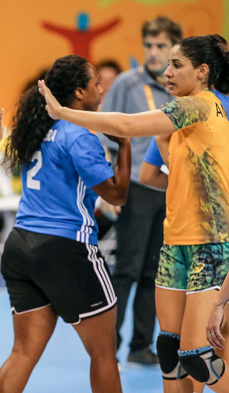 Adriana Cabrera, da seleção de handebol de Porto Rico