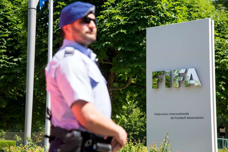 Dirigentes foram presos na Suíça pelo FBI