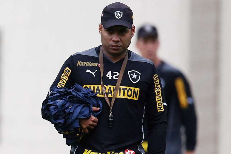 Interino no Botafogo, Jair Ventura é filho de Jairzinho