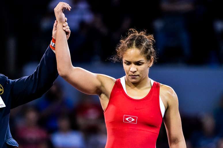 Aline Silva se recuperou depois do tropeço nas quartas de final