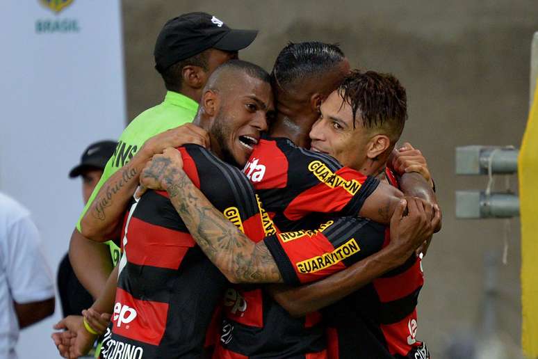 Flamengo está em festa pela recuperação no Brasileiro