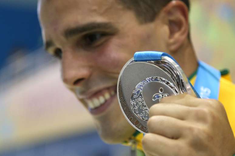 Fratus pareceu satisfeito com a medalha de prata