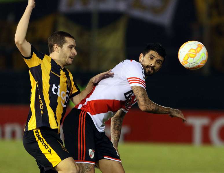 Guaraní-PRA e River Plate protagonizaram confronto muito emocionante nesta 3ª feira