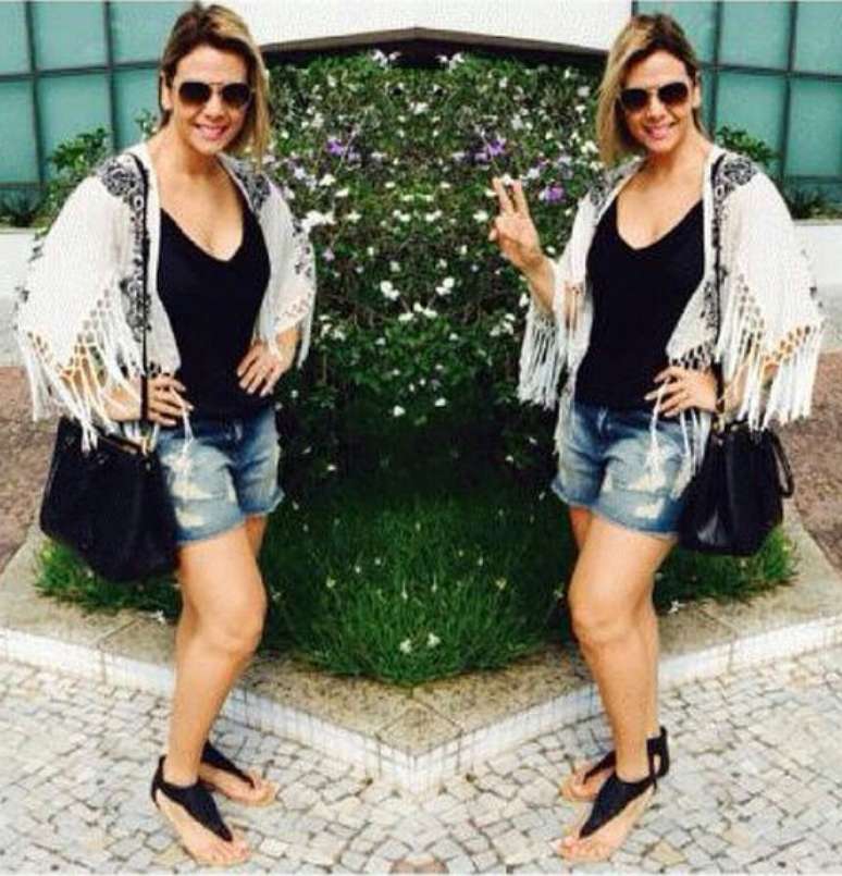 Carla Perez tem mania de usar xale sobre peças mais leves. Pode até ajudar a se proteger de um friozinho inesperado, mas as franjas aqui pesaram muito com short, camiseta e rasteira