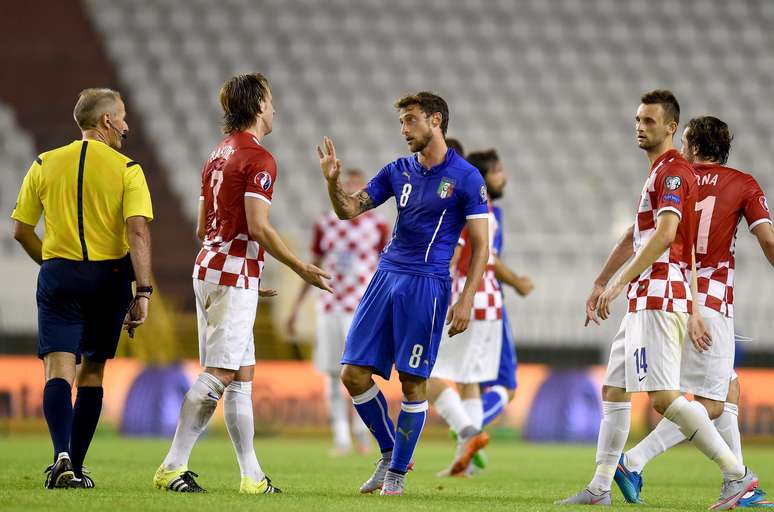 Equipes não perceberam símbolo desenhado no gramado