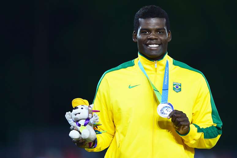 Ronald Julião ficou com a medalha de prata no lançamento do disco