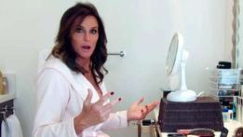 Caitlyn Jenner está revelando parte de sua intimidade para documentário a ser transmitido na TV