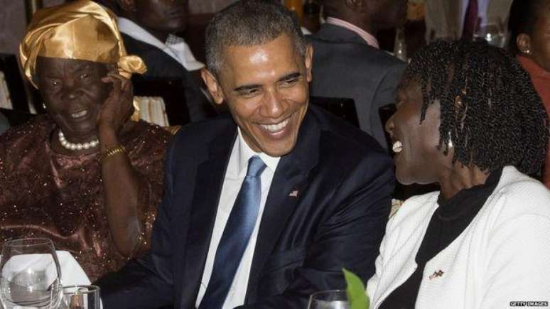 Obama está no Quênia, onde pediu “igualdade de direitos” para homossexuais na África