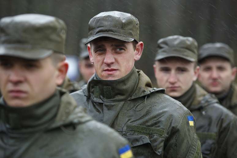 Soldados do Exército da Ucrânia serão treinados pelo americanos para combater os rebeldes pró-russos