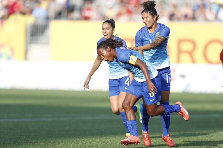 Futebol Feminino - O #tbt de hoje, vai para a Seleção brasileira, Ouro nos jogos  pan-americanos de 2015. 🏆 Foto: Rafael Ribeiro