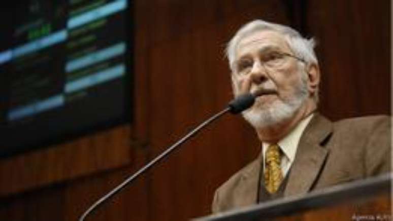 "Potencialmente há um risco, sim, de uma crise político-institucional", afirma Ibsen Pinheiro, presidente da Câmara durante o impeachment de Collor