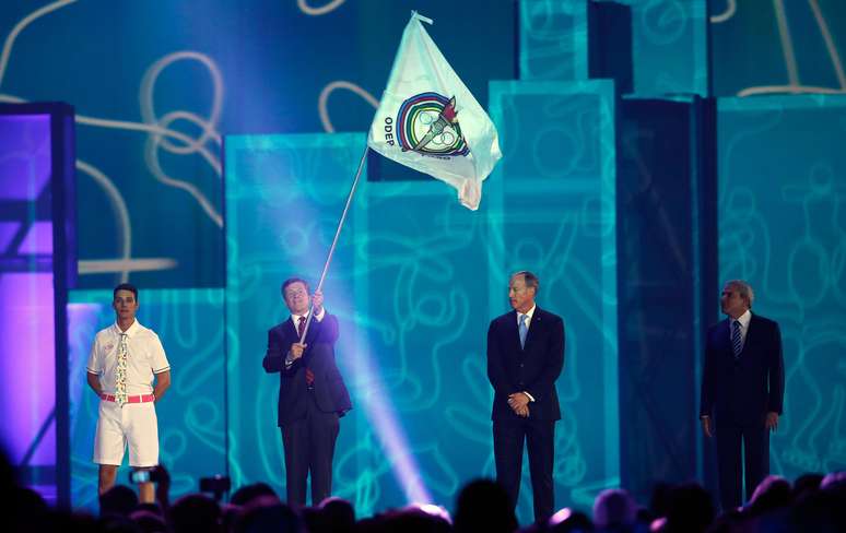 Bandeira Pan-Americana foi passada ao Peru, que sediará próxima edição do evento em 2019