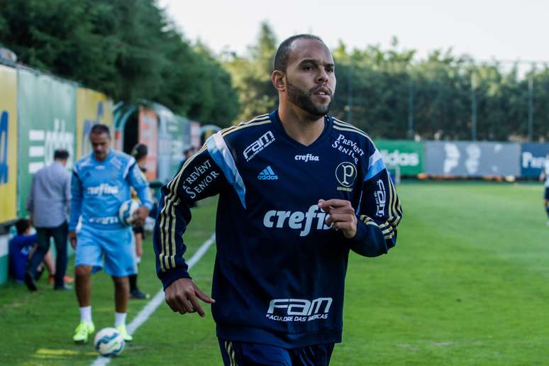 Alecsandro foi bem na atividade diante do S&atilde;o Jos&eacute;