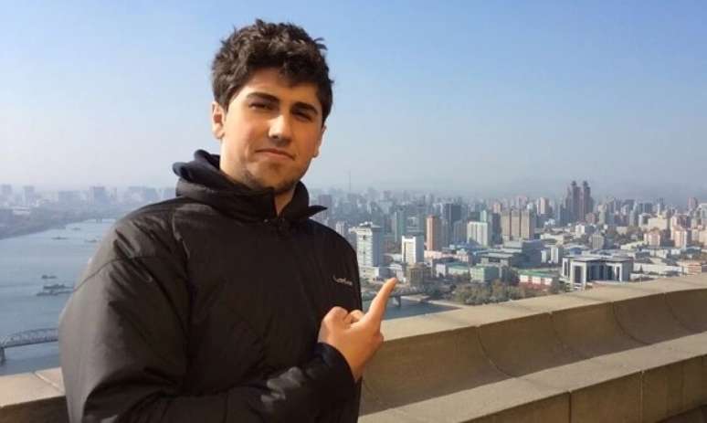 O estudante Alessandro Ford estudou na Coreia do Norte entre agosto e dezembro de 2014