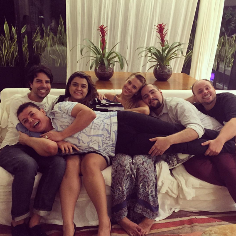 David Brazil celebra aniversário com amigos famosos no Rio de Janeiro