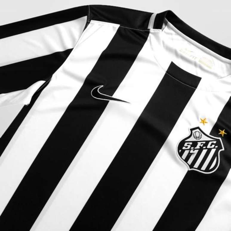 Santos lançou novos uniformes nesta segunda-feira