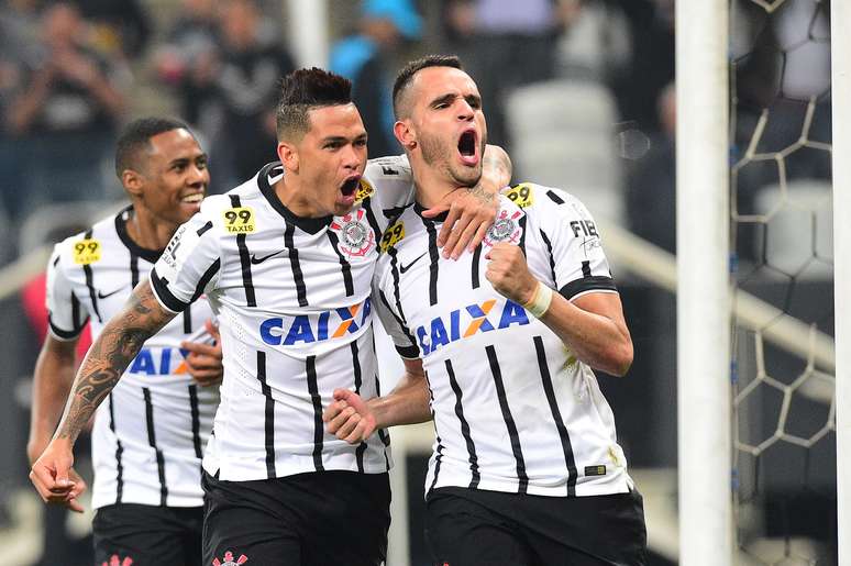 Renato Augusto se recupera e encara São Paulo no Morumbi