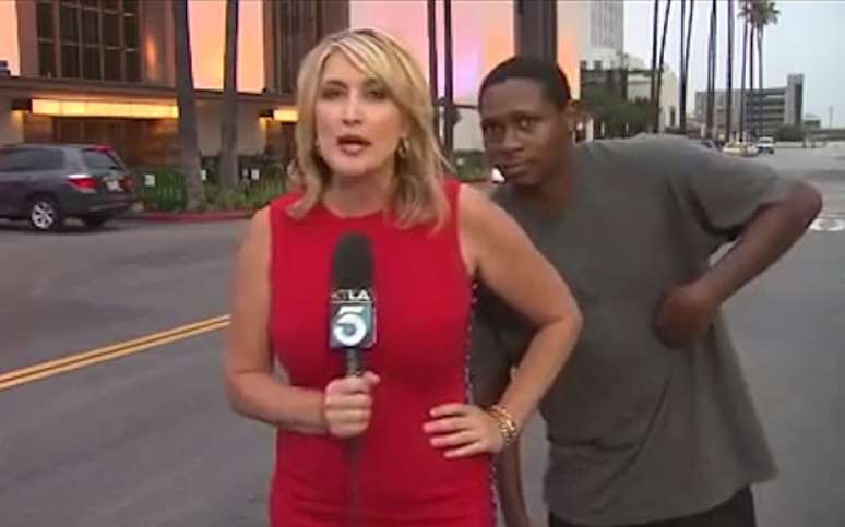 Rep&oacute;rter se assustou durante link em TV dos Estados Unidos 