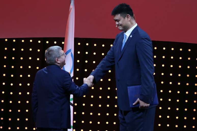 "Gigante" chinês Yao Ming participou do evento que elegeu Pequim sede de 2022