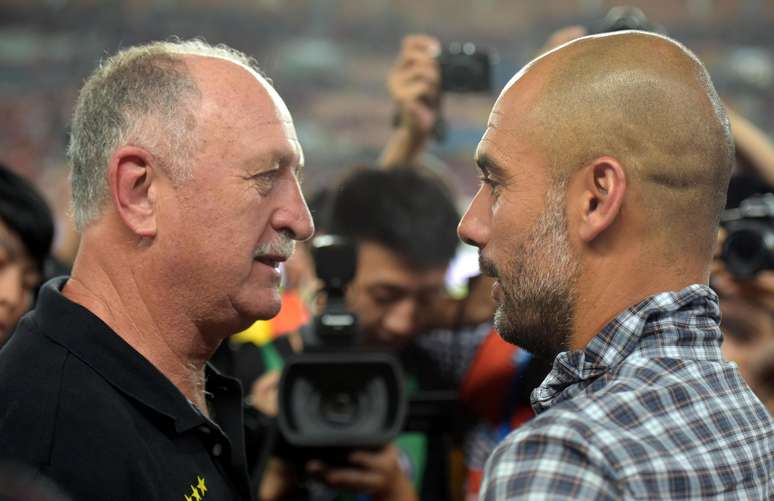 Guardiola em foto com Felipão... proposta astronômica do City