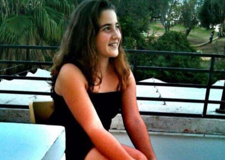 A adolescente de 16 anos morreu após dias da Parada Gay em Jerusalém, onde foi esfaqueada por um judeu ultra-ortodoxo