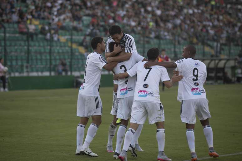 Ponte Preta chegou a reagir, mas não evitou revés