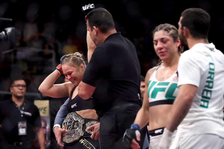 Ronda Rousey manteve o cinturão e teve a melhor performance da noute