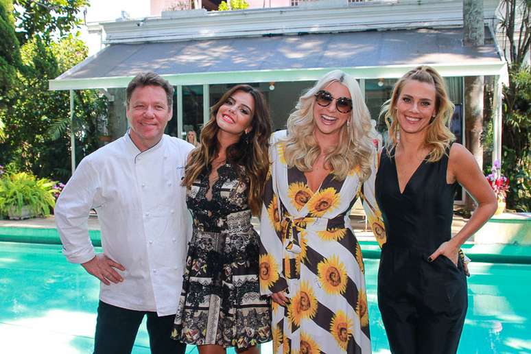 Chef Claude Troisgros, Giovanna Lancellotti, Bruna Olivo, diretora da grife, e Carolina Dieckmann