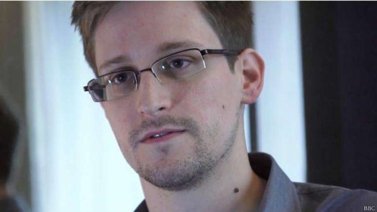 Muitos alemães veem o ex-agente de inteligência americano Edward Snowden como um herói nacional