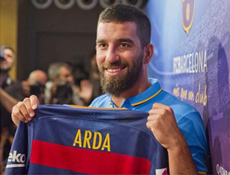 Arda Turan - Atl&eacute;tico de Madrid para o Barcelona (34 milh&otilde;es de euros)