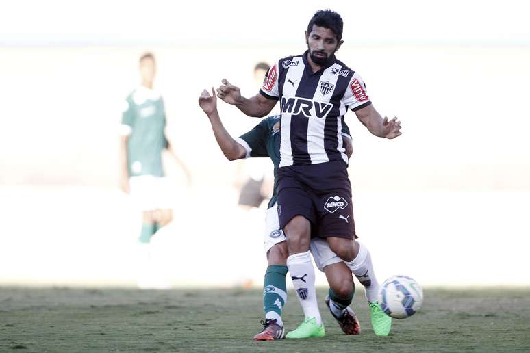 Com empate, Atlético-MG segue dois pontos à frente do Corinthians