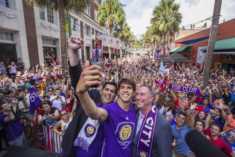 Dono do Orlando City, o empreendedor brasileiro Flávio Augusto da Silva (esquerda) contratou Kaká