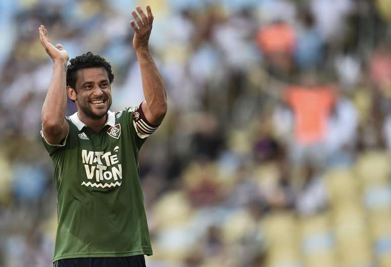 Fred mais uma vez decidiu a partida a favor do Fluminense e foi ovacionado pela torcida