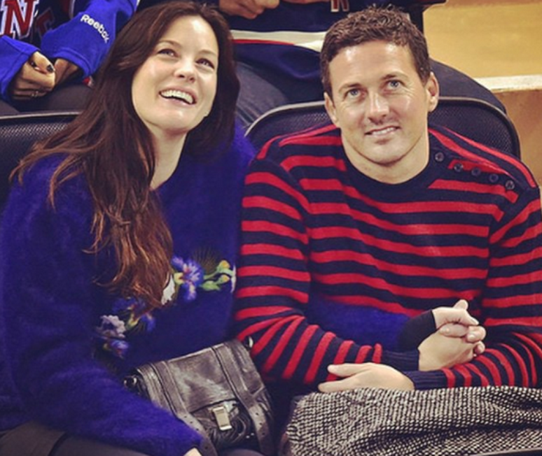 Liv Tyler e o namorado, David Gardner, pais do pequeno Sailor, de seis meses