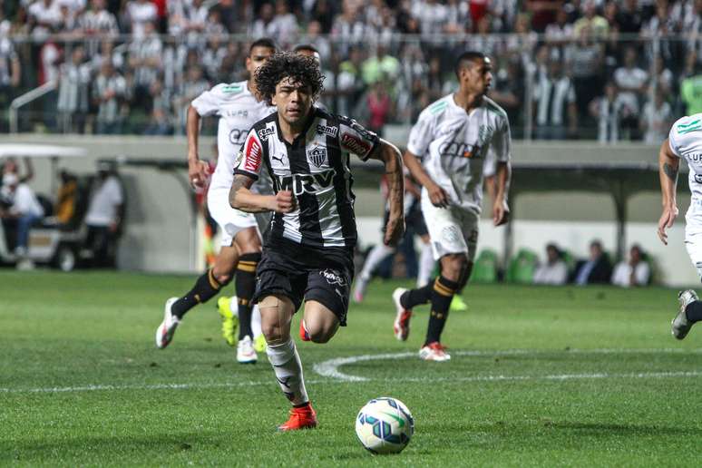 Atlético-MG, de Luan, escapou de derrota nos acréscimos do segundo tempo
