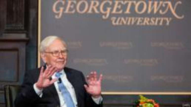 Curtis diz se inspirar no megainvestidor Warren Buffett