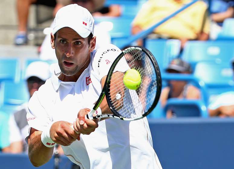 Djokovic avança à semifinal de Cincinnati após vencer Wawrinka por 2 sets a 0