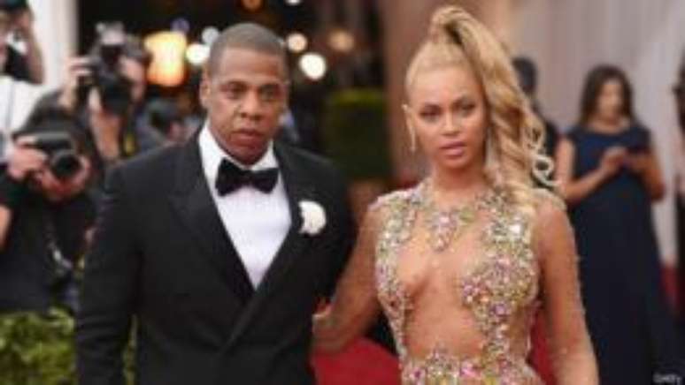 O rapper Jay-Z é apontado como um artista que já fez pequenas referências aos Illuminati em aparições em público