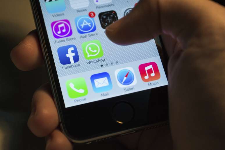 Petição online foi aberta contra o bloqueio de aplicativos como WhatsApp, Viber e Messenger, vinculado ao Facebook