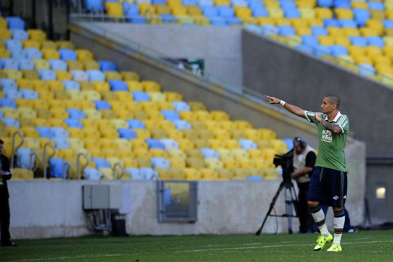 Welington Paulista foi às redes, mas não evitou revés do Fluminense