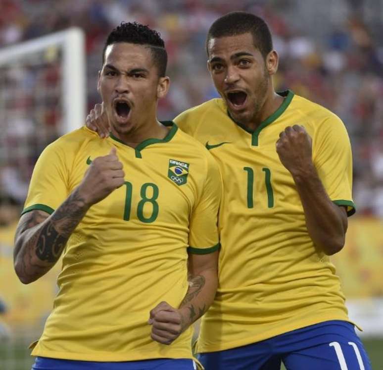 Brasil x Canadá - Luciano e Clayton comemoram gol no Pan