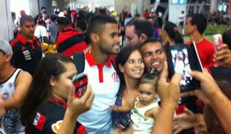 HOME - Desembarque do Flamengo em Natal para o jogo contra o Avaí