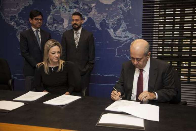 Em p&eacute;, Andr&eacute; Dias e Miguel Filho; sentados, Ga&iacute;da Dias e Luiz Cl&aacute;udio Costa (Foto: Edu Moraes)