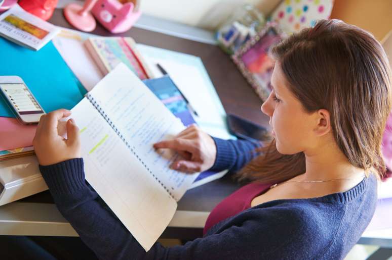 Organizar e administrar o tempo é essencial para fase de estudo antes das provas