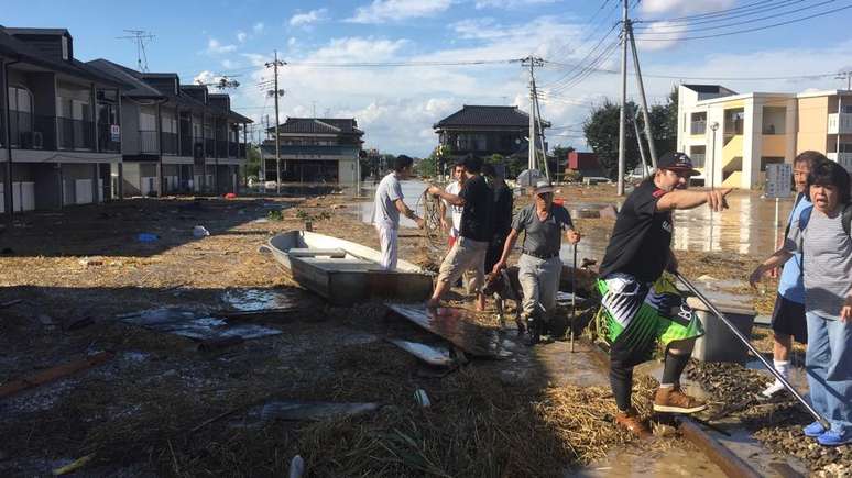 Resgate de brasileiros que estavam ilhados
