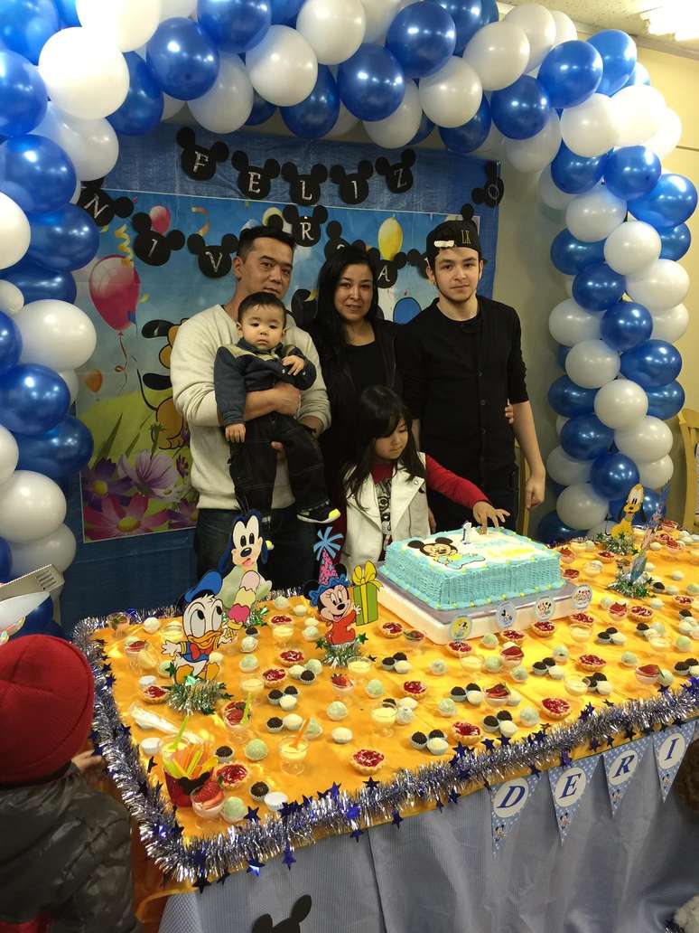 Fam&iacute;lia de Milena, que mora h&aacute; 12 anos no Jap&atilde;o: "quando a &aacute;gua baixar, vou ver se d&aacute; para salvar alguma coisa na casa"