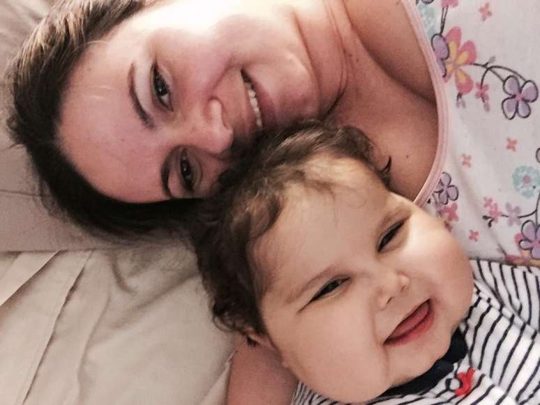 Sofia com sua mãe, Patrícia