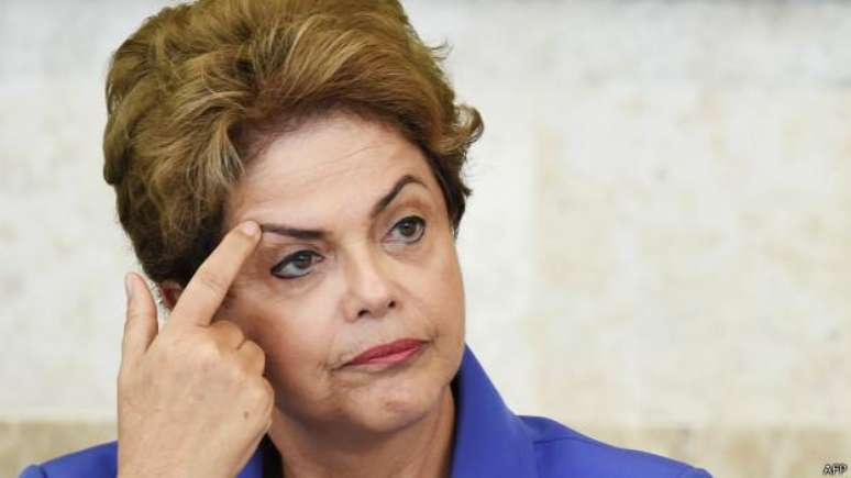 As autoras dizem que PT "perdeu o foco" no governo Dilma