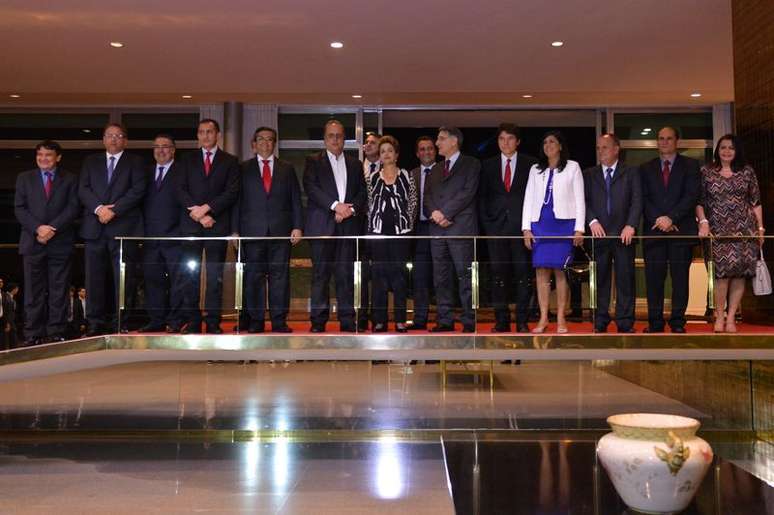 Dilma se reuniu com governadores e ministros no Palácio da Alvorada